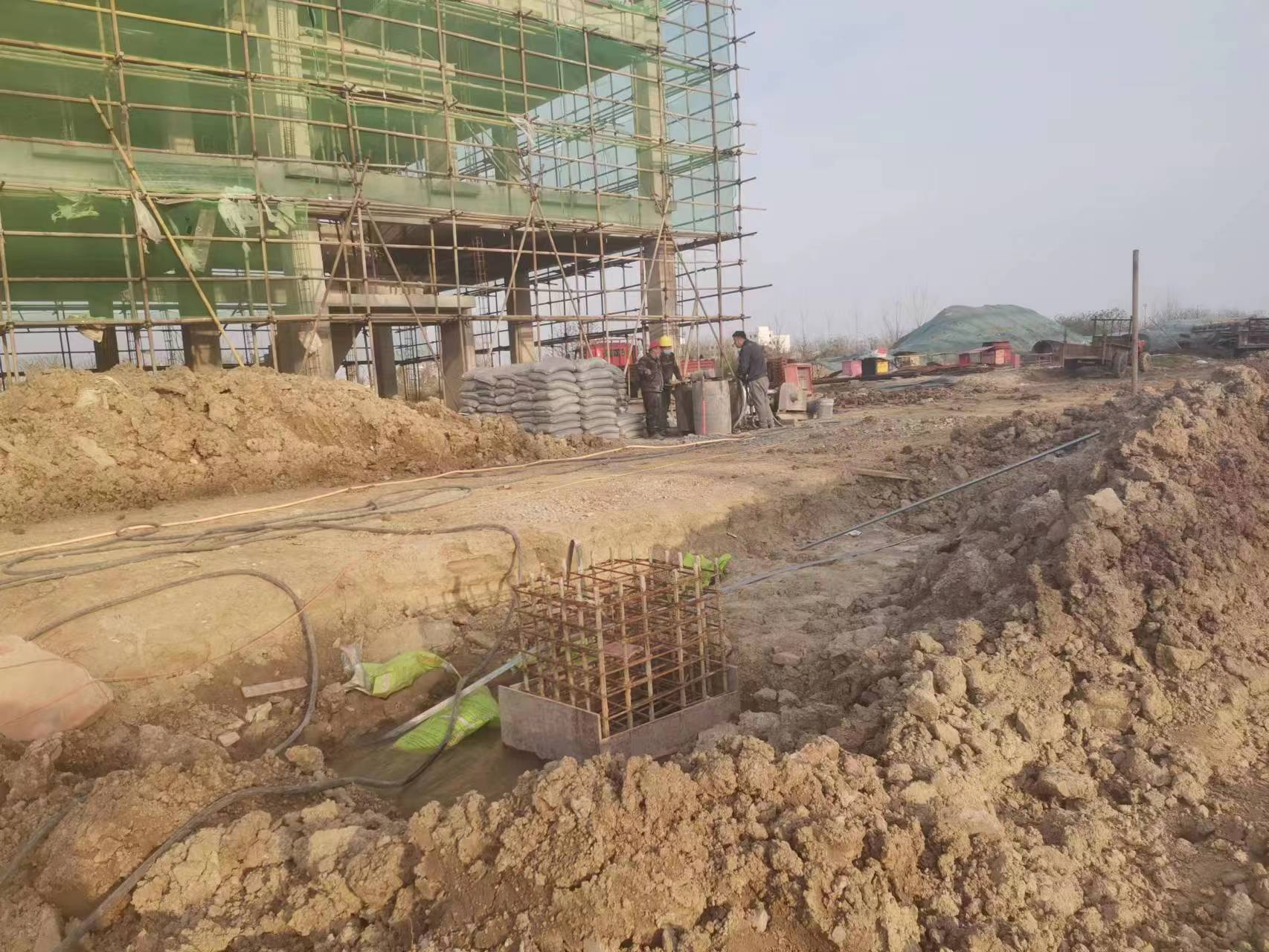 和硕当桥梁出现裂缝的时候应该及时加固修补